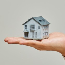 ΕΙΔΗ ΟΙΚΙΑΚΗΣ